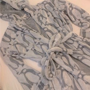 Super soft Vera Bradley robe